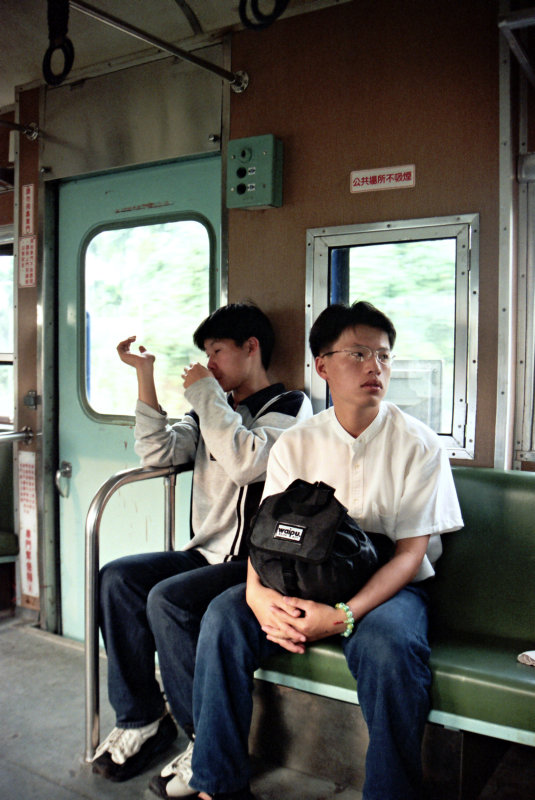 台灣鐵路旅遊攝影柴快攝影照片3