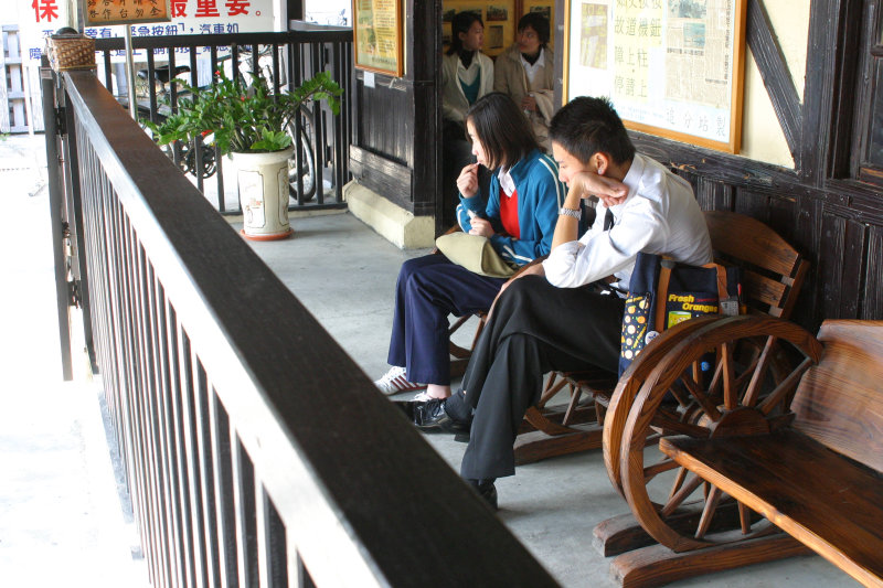 台灣鐵路旅遊攝影追分火車站剪票口攝影照片27