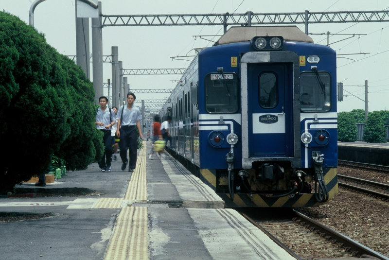 台灣鐵路旅遊攝影追分火車站建築攝影記錄2000年攝影照片7