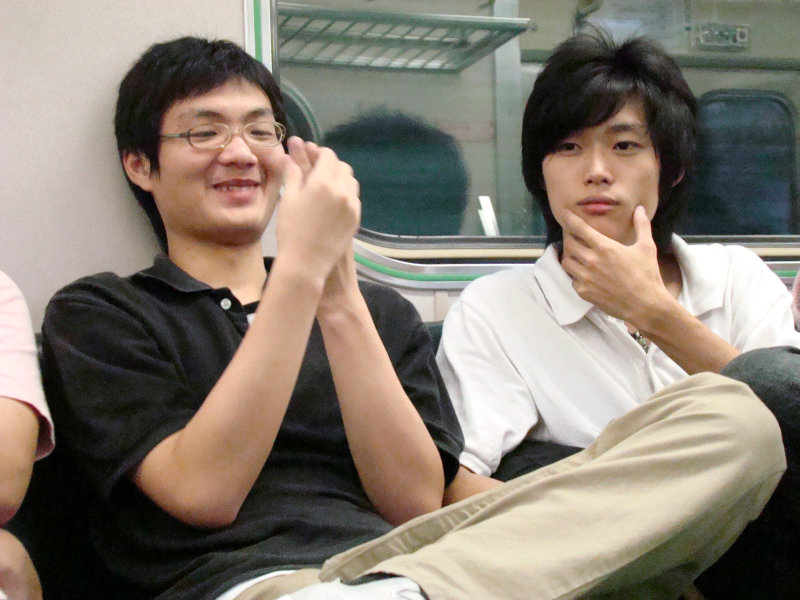 台灣鐵路旅遊攝影電車-區間車交談的旅客2007攝影照片140