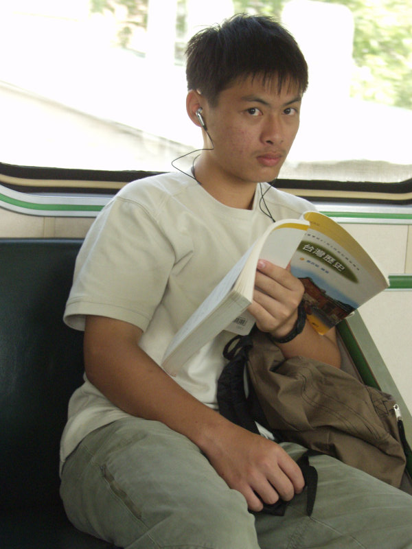 台灣鐵路旅遊攝影電車-區間車旅客特寫2004攝影照片80