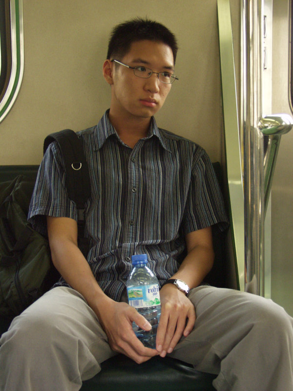 台灣鐵路旅遊攝影電車-區間車旅客特寫2004攝影照片94