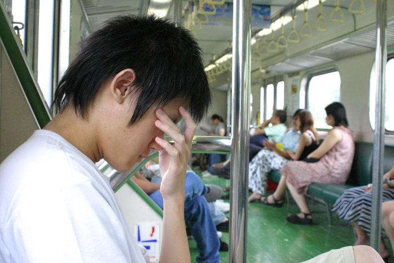 台灣鐵路旅遊攝影電車-區間車旅客特寫2005攝影照片82