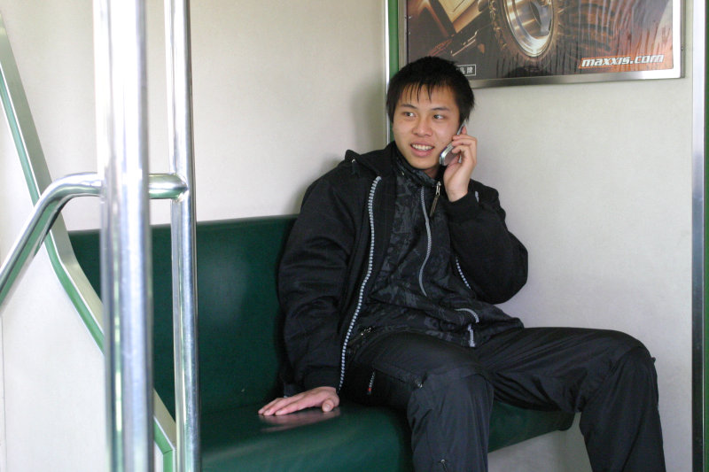 台灣鐵路旅遊攝影電車-區間車旅客特寫2005攝影照片84