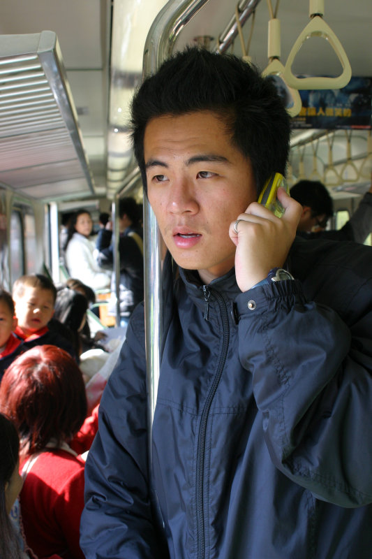 台灣鐵路旅遊攝影電車-區間車旅客特寫2005攝影照片124