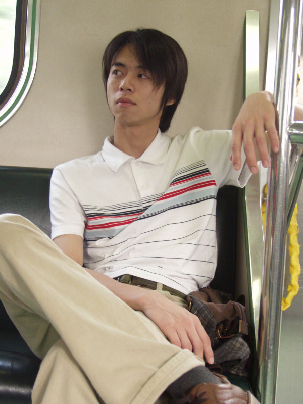 台灣鐵路旅遊攝影電車-區間車旅客特寫2005攝影照片290
