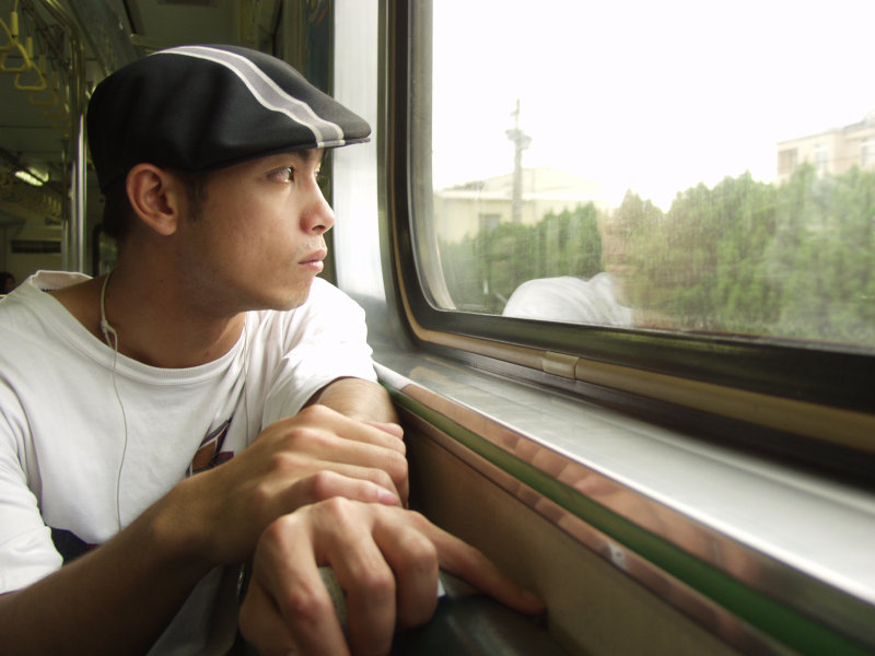 台灣鐵路旅遊攝影電車-區間車旅客特寫2005攝影照片297