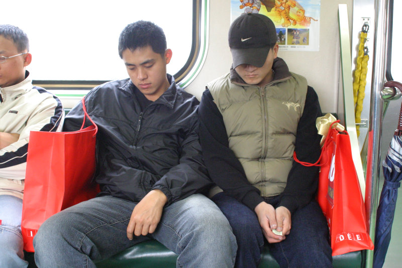 台灣鐵路旅遊攝影電車-區間車旅客特寫2006攝影照片27