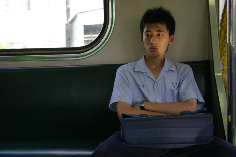 台灣鐵路旅遊攝影電車-區間車旅客特寫2006攝影照片39