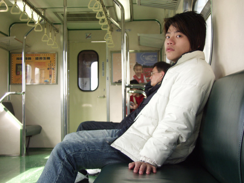 台灣鐵路旅遊攝影電車-區間車旅客特寫2006攝影照片79