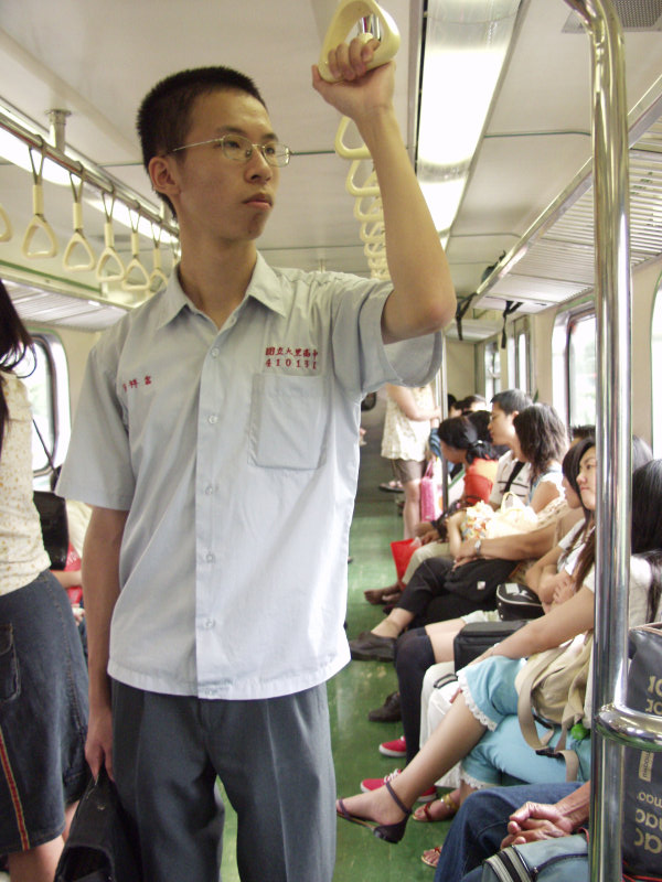 台灣鐵路旅遊攝影電車-區間車旅客特寫2006攝影照片98