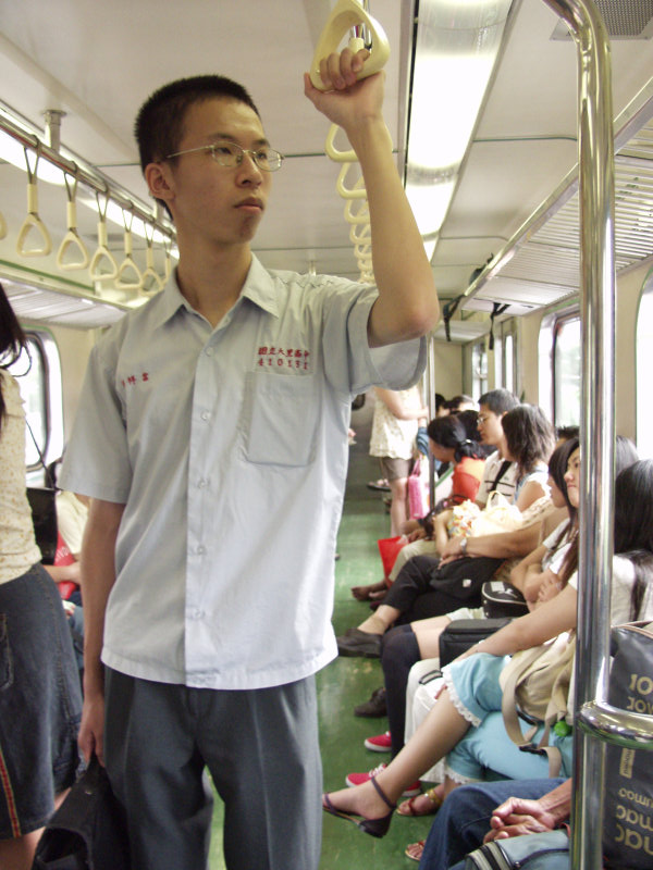台灣鐵路旅遊攝影電車-區間車旅客特寫2006攝影照片100