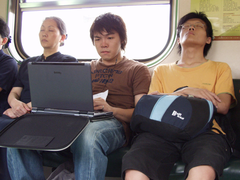 台灣鐵路旅遊攝影電車-區間車旅客特寫2006攝影照片109