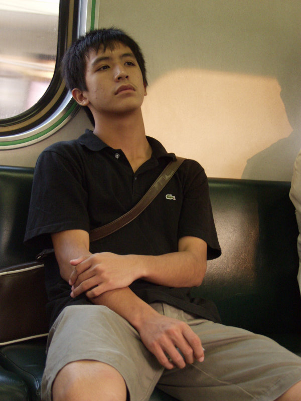 台灣鐵路旅遊攝影電車-區間車旅客特寫2006攝影照片181