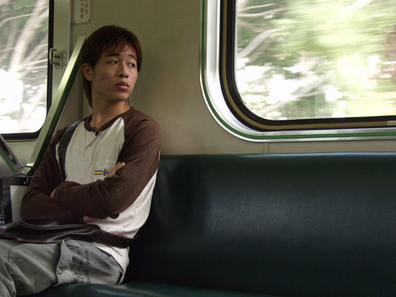 台灣鐵路旅遊攝影電車-區間車旅客特寫2006攝影照片189