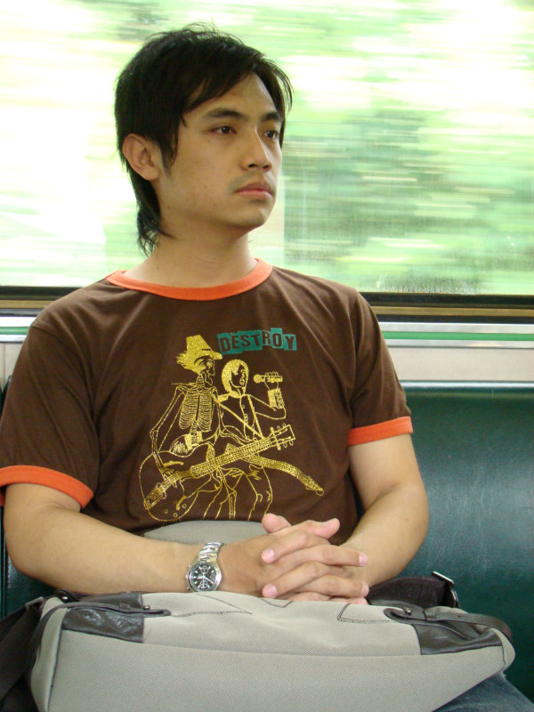 台灣鐵路旅遊攝影電車-區間車旅客特寫2007攝影照片76