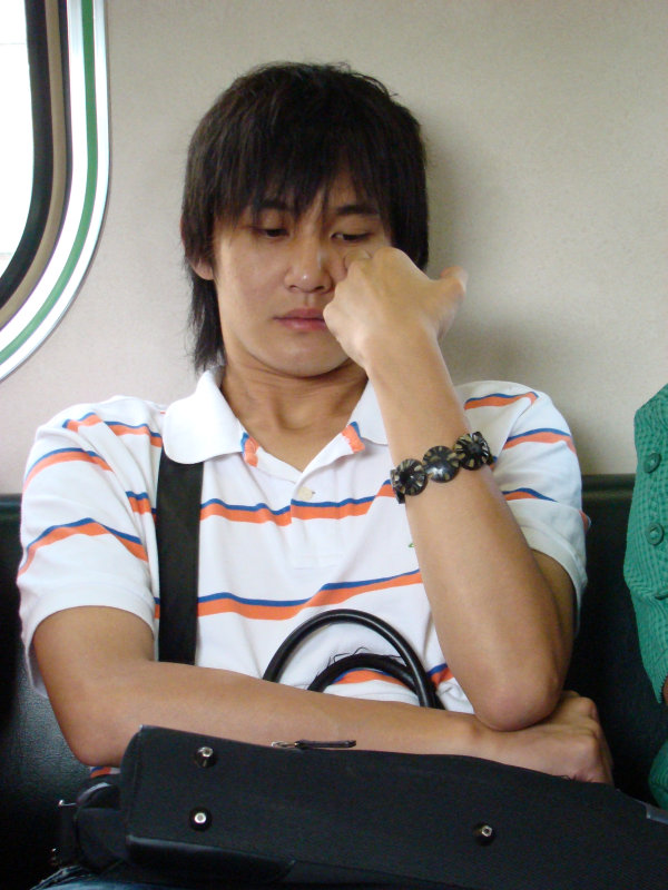 台灣鐵路旅遊攝影電車-區間車旅客特寫2007攝影照片121