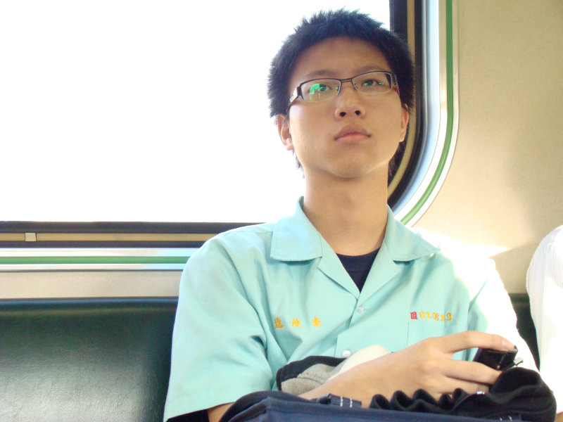 台灣鐵路旅遊攝影電車-區間車旅客特寫2007攝影照片145