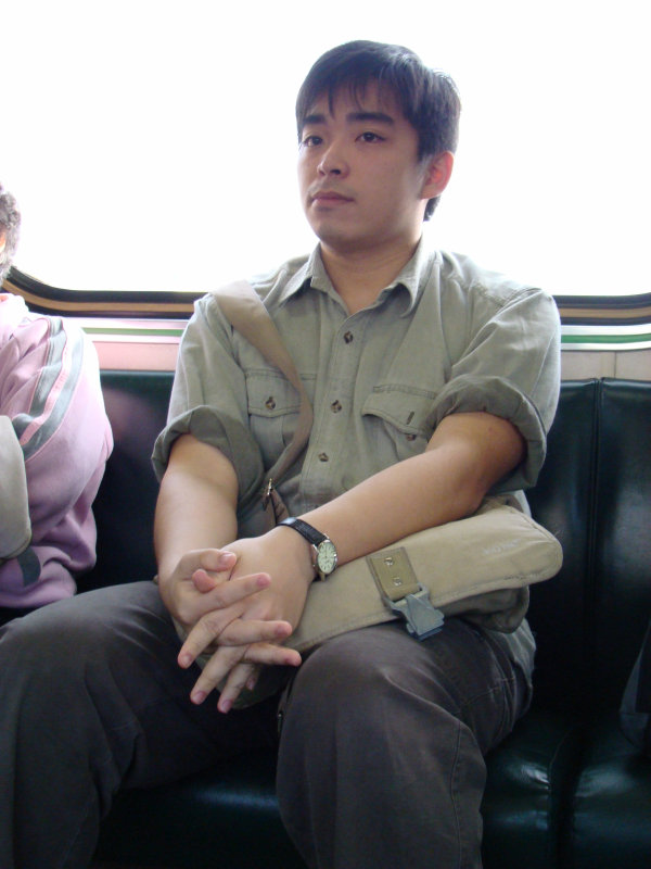 台灣鐵路旅遊攝影電車-區間車旅客特寫2007攝影照片152