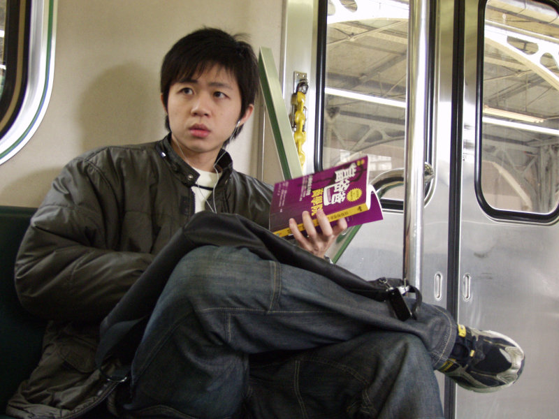 台灣鐵路旅遊攝影電車-區間車旅客特寫2007攝影照片168