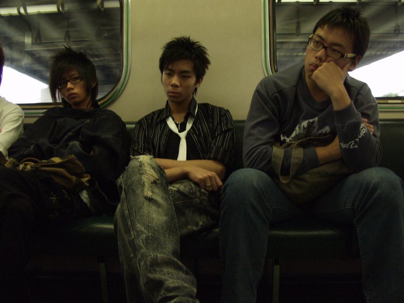 台灣鐵路旅遊攝影電車-區間車旅客特寫2007攝影照片188