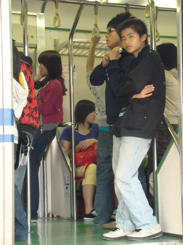 台灣鐵路旅遊攝影電車-區間車旅客特寫2009攝影照片47
