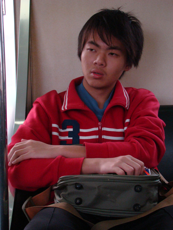 台灣鐵路旅遊攝影電車-區間車旅客特寫2009攝影照片56
