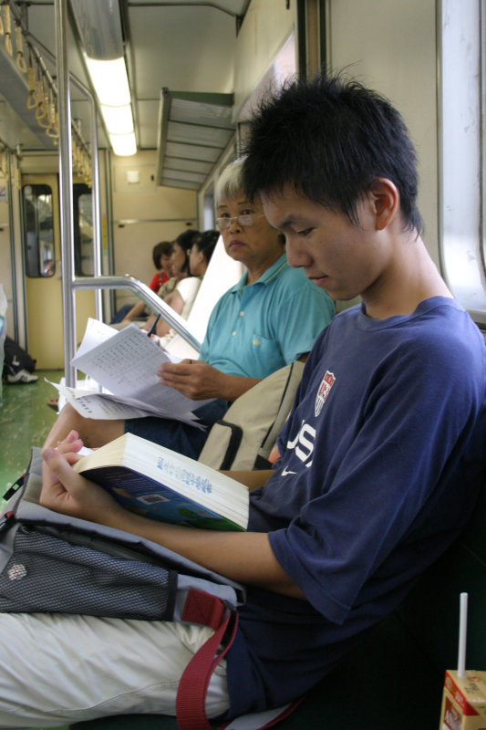 台灣鐵路旅遊攝影電車-區間車旅客篇2004攝影照片20