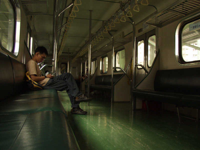 台灣鐵路旅遊攝影電車-區間車行車特寫攝影照片78