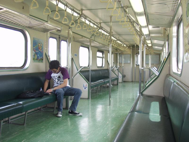 台灣鐵路旅遊攝影電車-區間車行車特寫攝影照片88