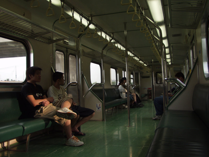 台灣鐵路旅遊攝影電車-區間車行車特寫攝影照片89