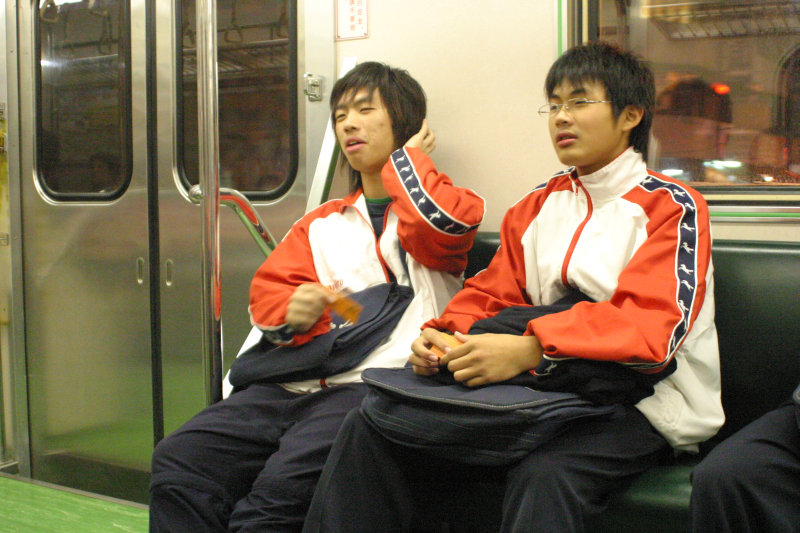 台灣鐵路旅遊攝影街拍帥哥后綜高中20061226攝影照片19