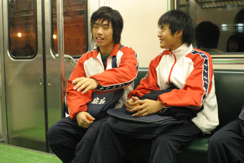 台灣鐵路旅遊攝影街拍帥哥后綜高中20061226攝影照片21