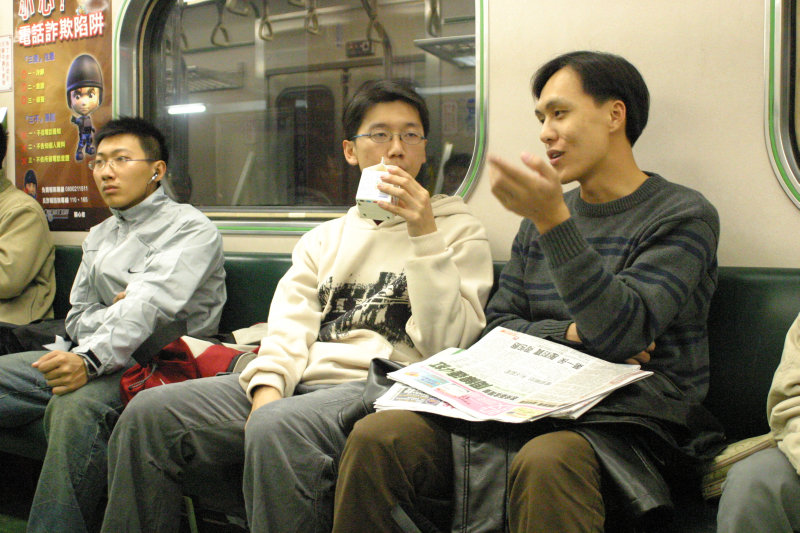 台灣鐵路旅遊攝影街拍帥哥后里阿兵哥2004-12-24攝影照片2