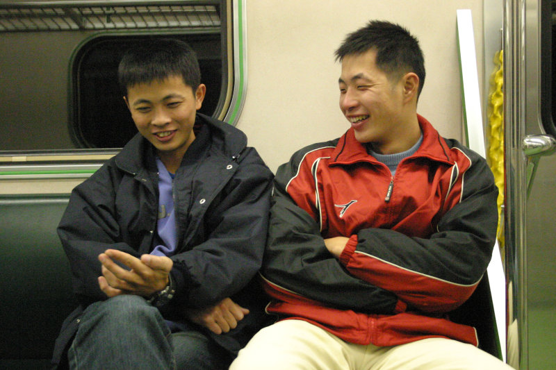 台灣鐵路旅遊攝影街拍帥哥后里阿兵哥2005-03-04攝影照片13