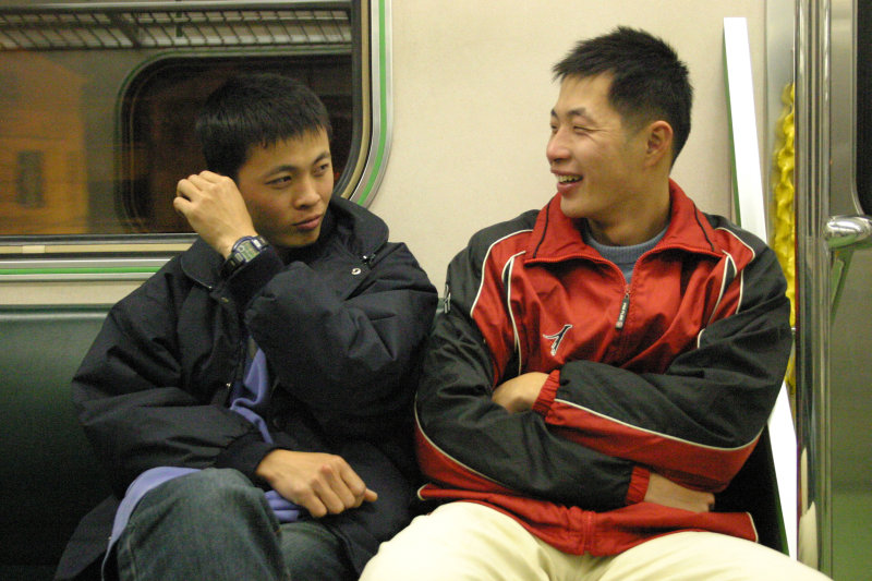台灣鐵路旅遊攝影街拍帥哥后里阿兵哥2005-03-04攝影照片16