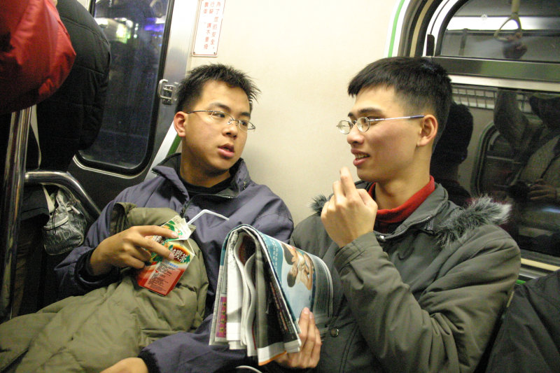 台灣鐵路旅遊攝影街拍帥哥后里阿兵哥2005-03-04攝影照片21