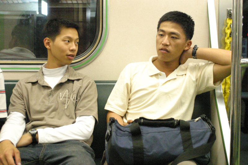 台灣鐵路旅遊攝影街拍帥哥后里阿兵哥2005-04-15攝影照片29