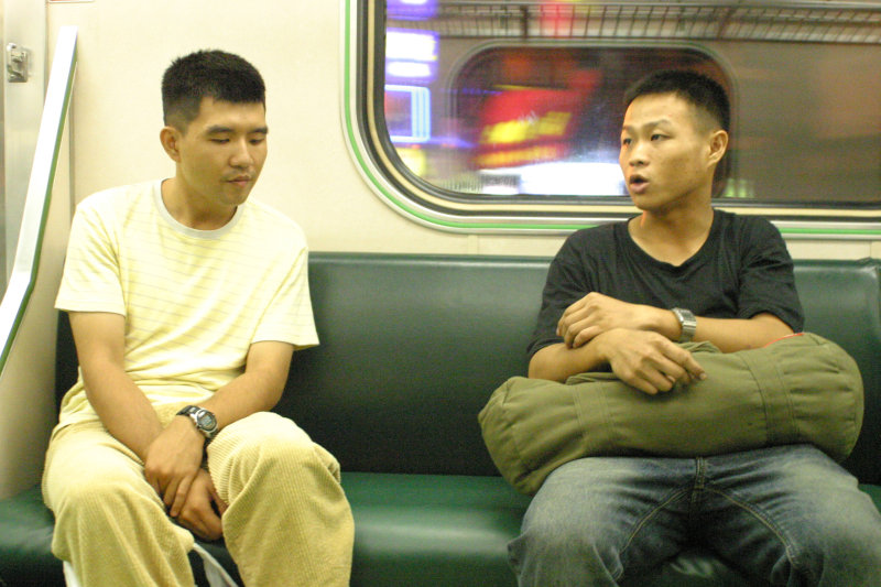 台灣鐵路旅遊攝影街拍帥哥后里阿兵哥2005-07-22攝影照片4