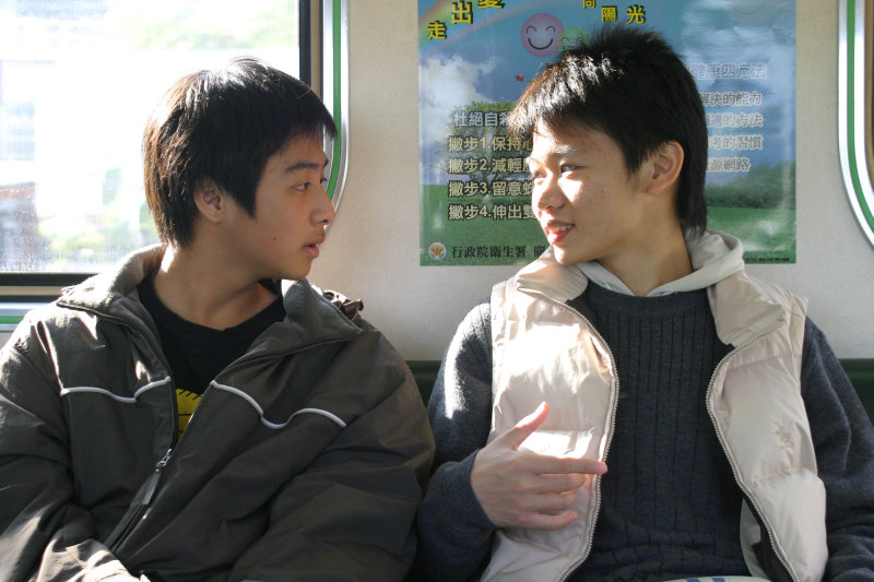 台灣鐵路旅遊攝影街拍帥哥對話旅客(1)2005-12-17攝影照片9