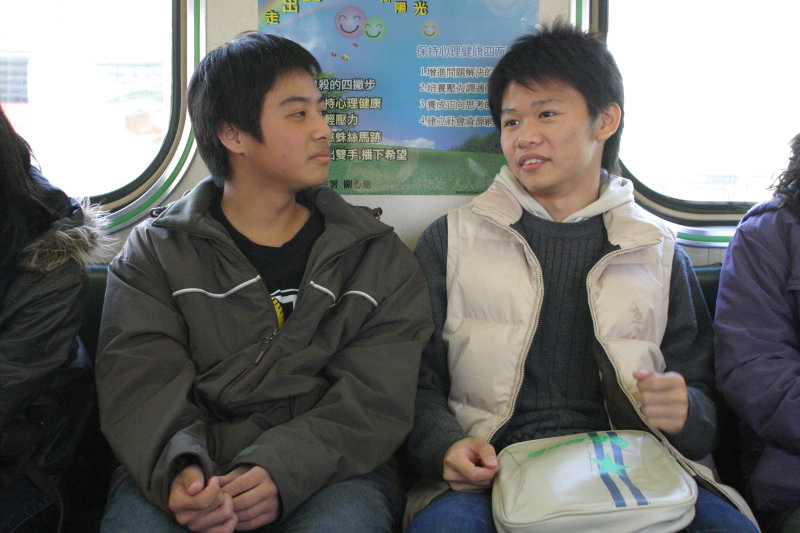 台灣鐵路旅遊攝影街拍帥哥對話旅客(1)2005-12-17攝影照片18