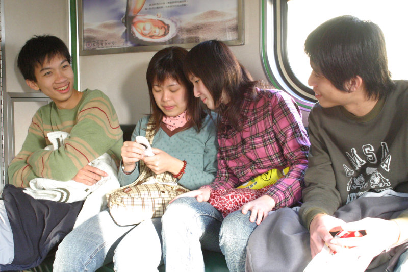 台灣鐵路旅遊攝影街拍帥哥拍照手機2005-02-10攝影照片6