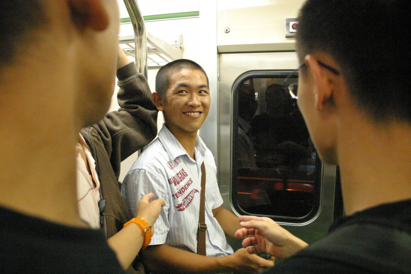 台灣鐵路旅遊攝影街拍帥哥欽正2005-07-22攝影照片7