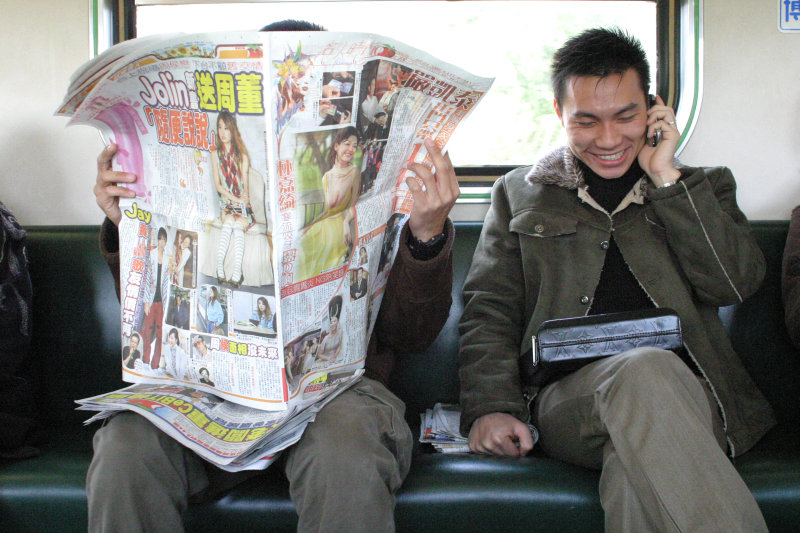 台灣鐵路旅遊攝影街拍帥哥蘋果日報2005-03-05攝影照片2