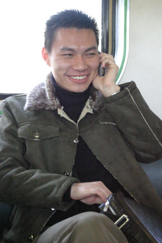 台灣鐵路旅遊攝影街拍帥哥蘋果日報2005-03-05攝影照片4