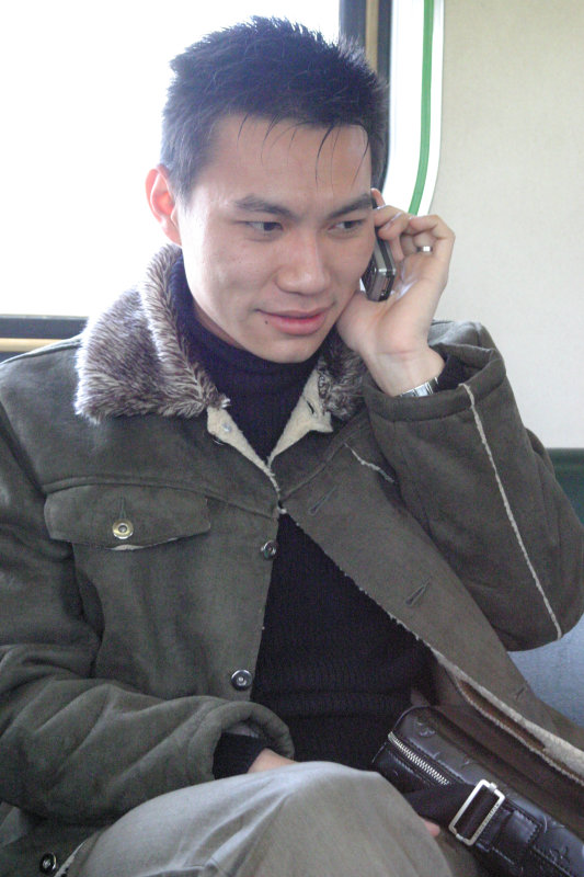 台灣鐵路旅遊攝影街拍帥哥蘋果日報2005-03-05攝影照片5