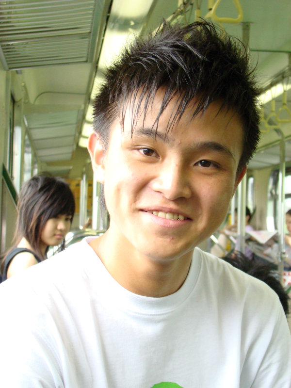 台灣鐵路旅遊攝影街拍帥哥邀請20070610攝影照片20