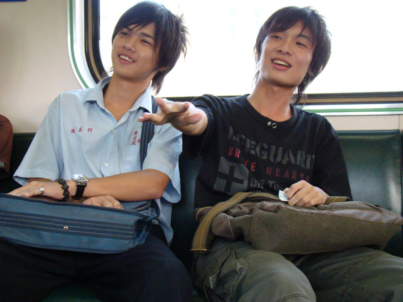 台灣鐵路旅遊攝影街拍帥哥陳威力2007-09-15攝影照片9