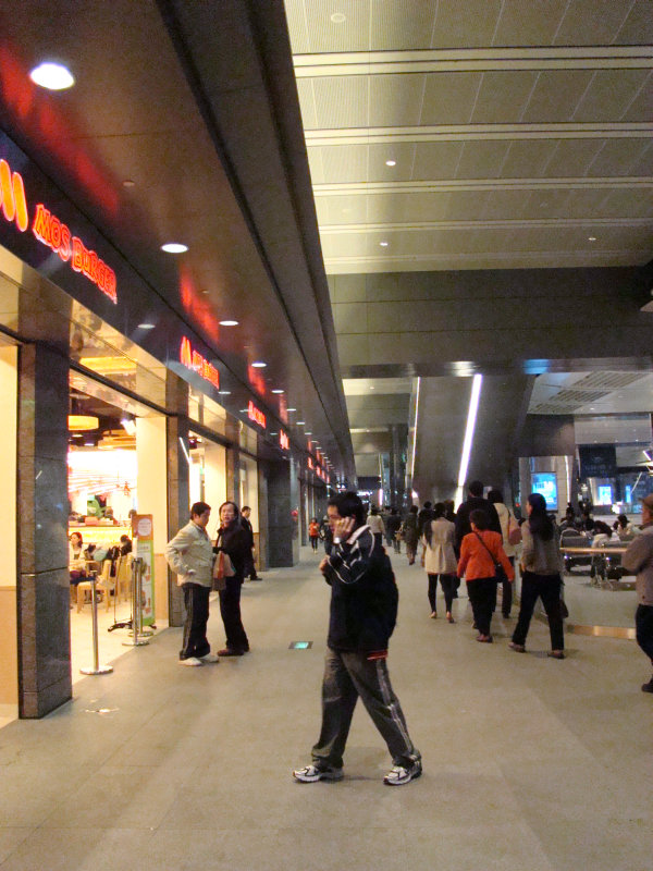 台灣鐵路旅遊攝影高鐵台灣高鐵台中烏日站大廳攝影照片16