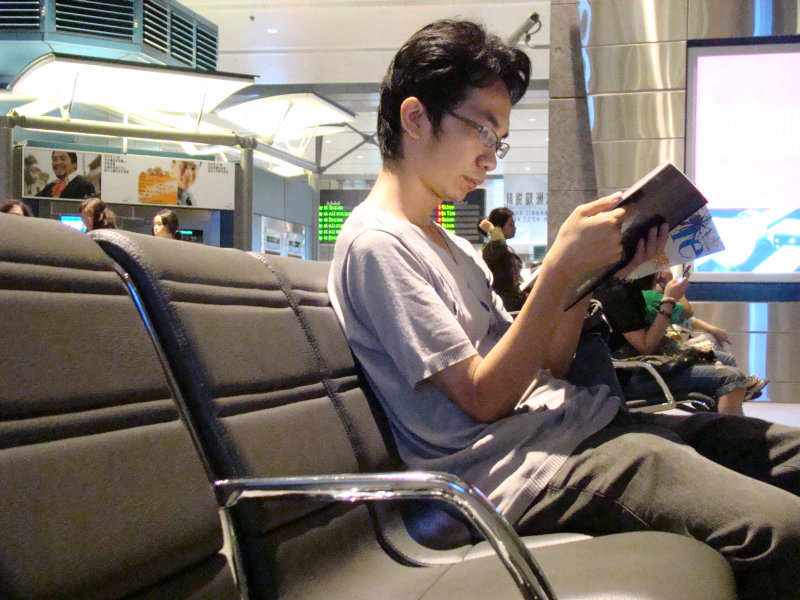 台灣鐵路旅遊攝影高鐵台灣高鐵台中烏日站旅客特寫篇攝影照片46